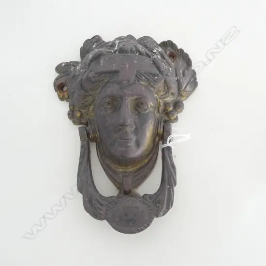 VINTAGE BRONZE MINERVA DOOR KNOCKER
