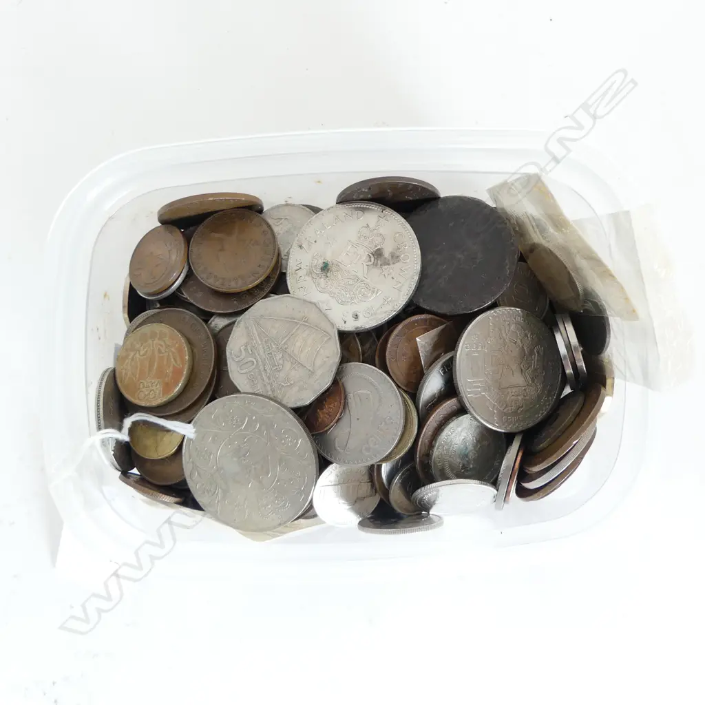 COLLECTION NZ & WORLD COINS Image 1++