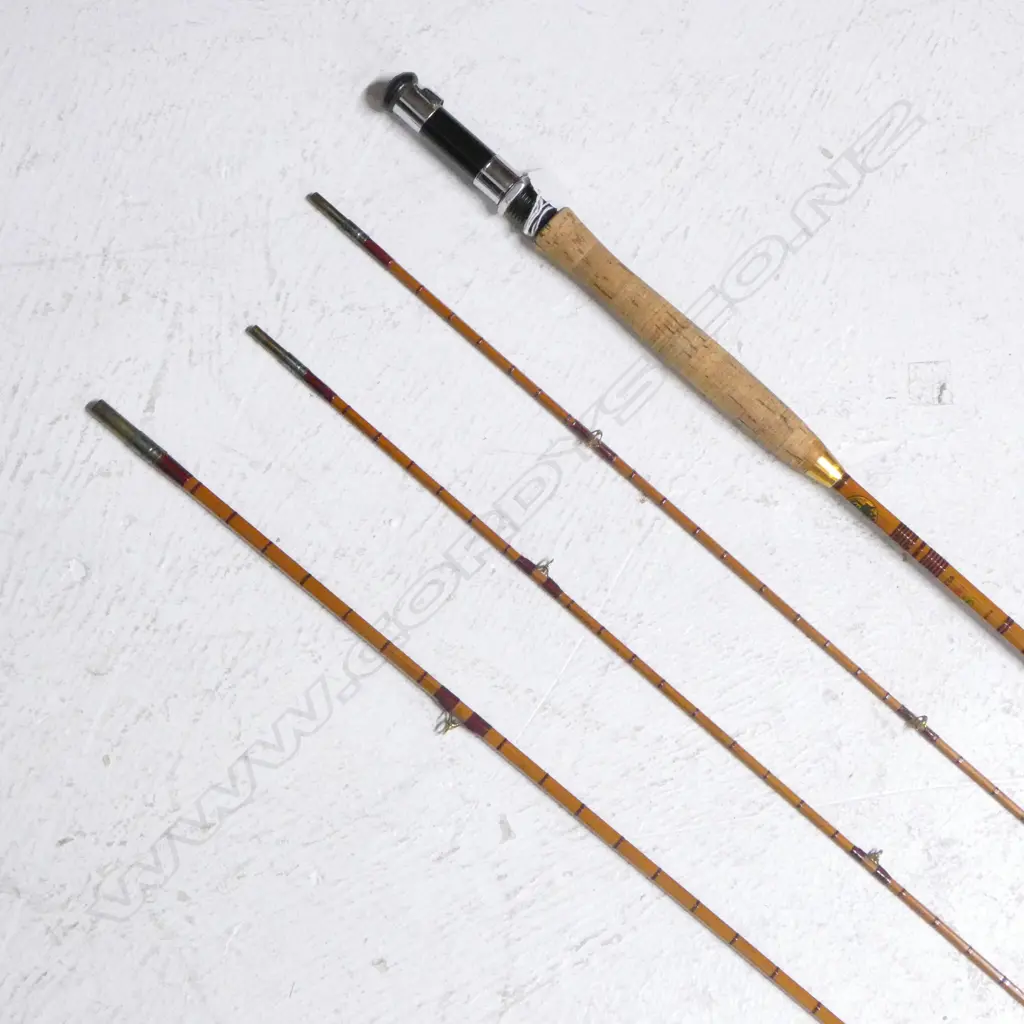 VINTAGE SEALAY No.2  ACTION FOUR PIECE SPLIT CANE ROD Image 1++