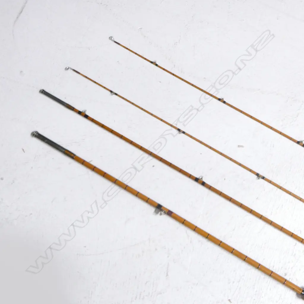 VINTAGE POLOKANA FOURPIECE SPLIT CANE FRESH WATER ROD 'THE WYE'  Image 1++