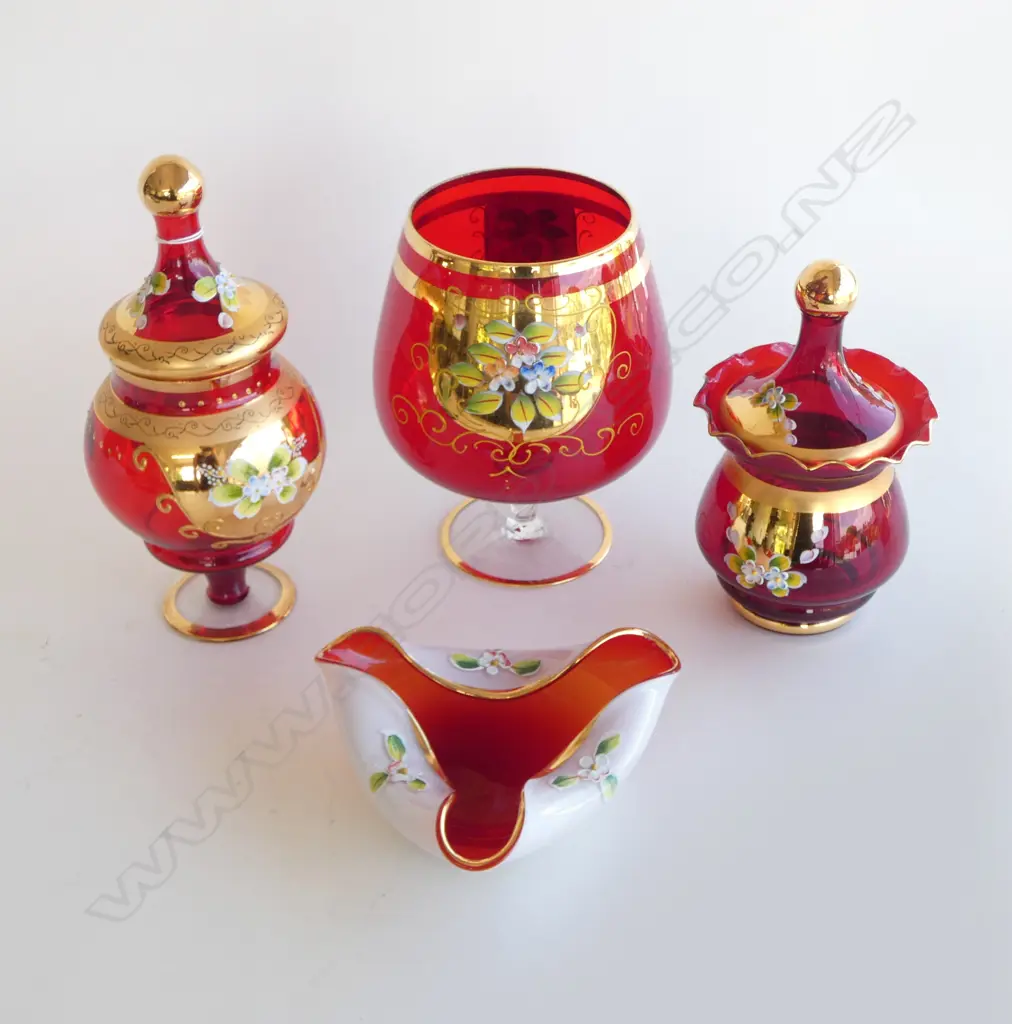 4 PCES RED VENETIAN GLASS H.240mm Image 1++