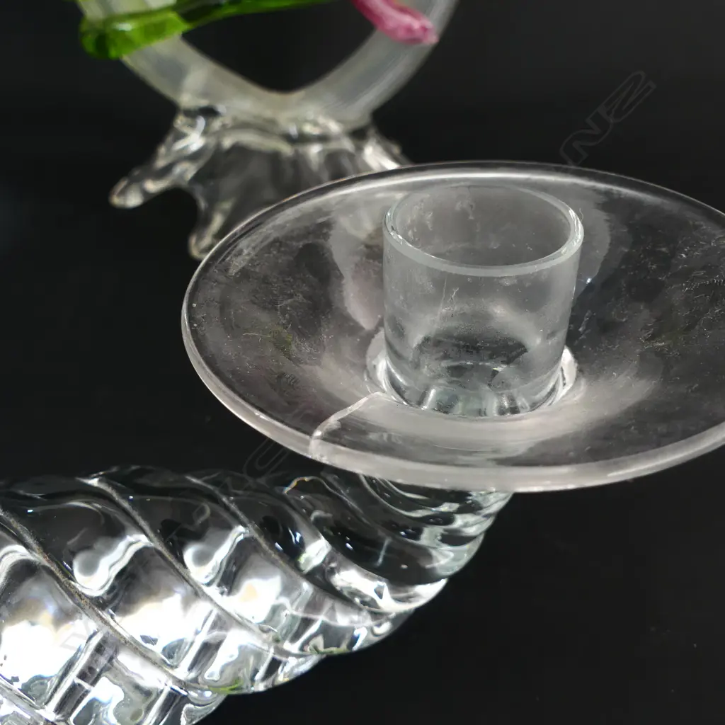 2 GLASS CANDLE HOLDERS w. ART GLASS CENTREPIECE H.150mm Image 1++