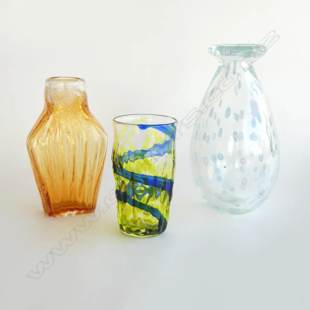 3 ART GLASS VASES H.250mm Image 1++
