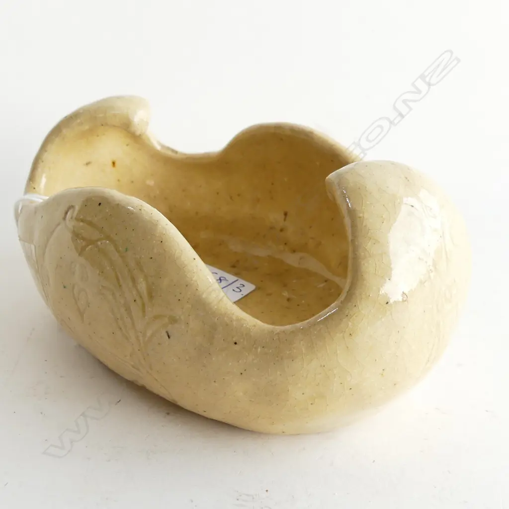 LUKE ADAM’S 'HOMER' ? TROUGH VASE INCISED FLORAL MOTIF DECORATION INCISED E.A.L. 1946 W.140mm 'Cane' glaze Image 1++