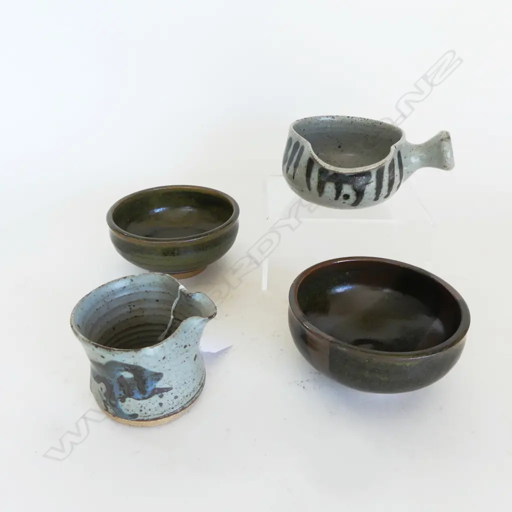 2 HELEN MASON POURING VESSELS + 2 PETER STICHBURY BOWLS minor chips Image 1++