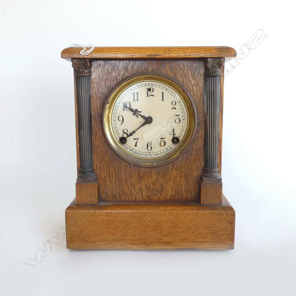VINTAGE USA SESSIONS OAK MANTLE CLOCK NO GLASS H300MM Image 1++