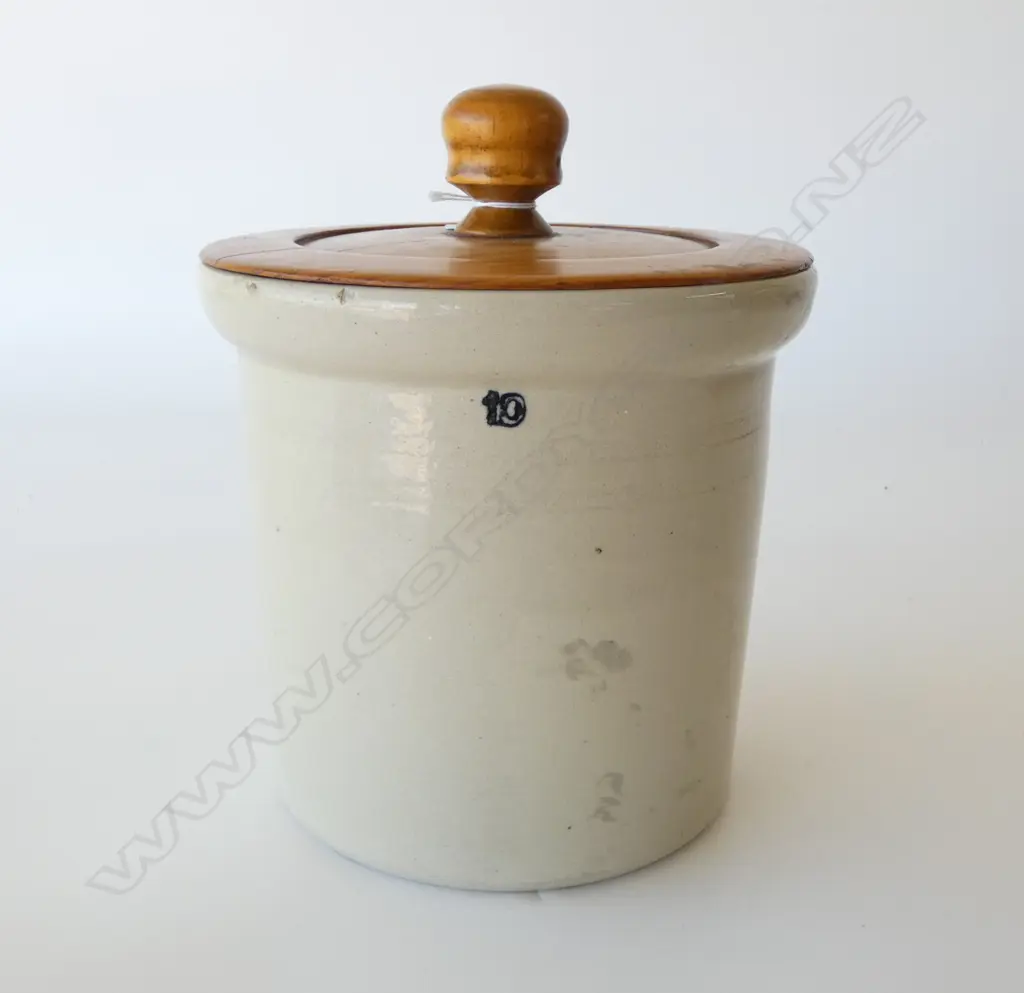 CROCK w. WOODEN LID H.260mm Image 1++