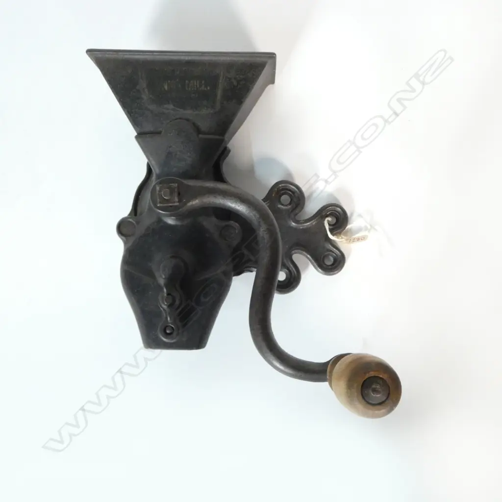 (1280) ANTIQUE CAST IRON UNION MILL TABLETOP COFFEE GRINDER H.290mm Image 1++
