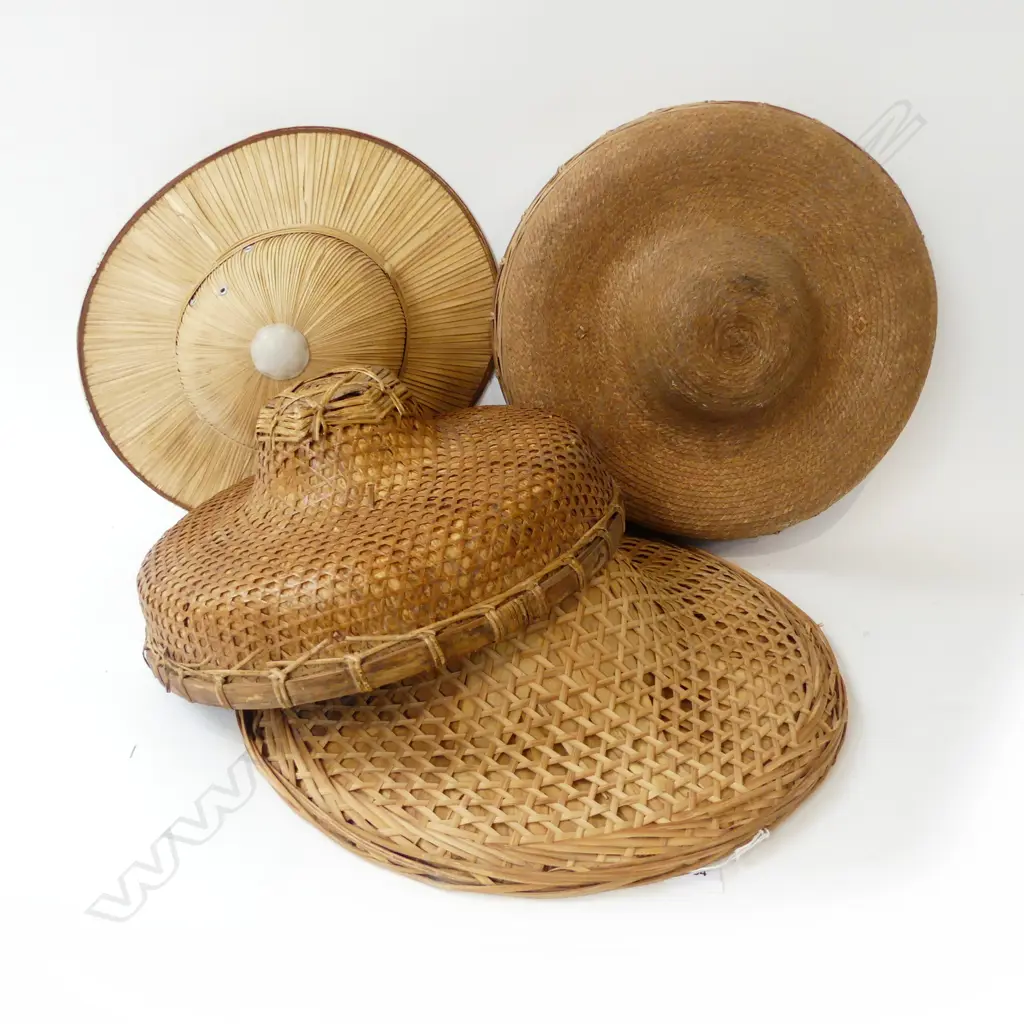 4 WOVEN HATS 435mm dia Image 1++