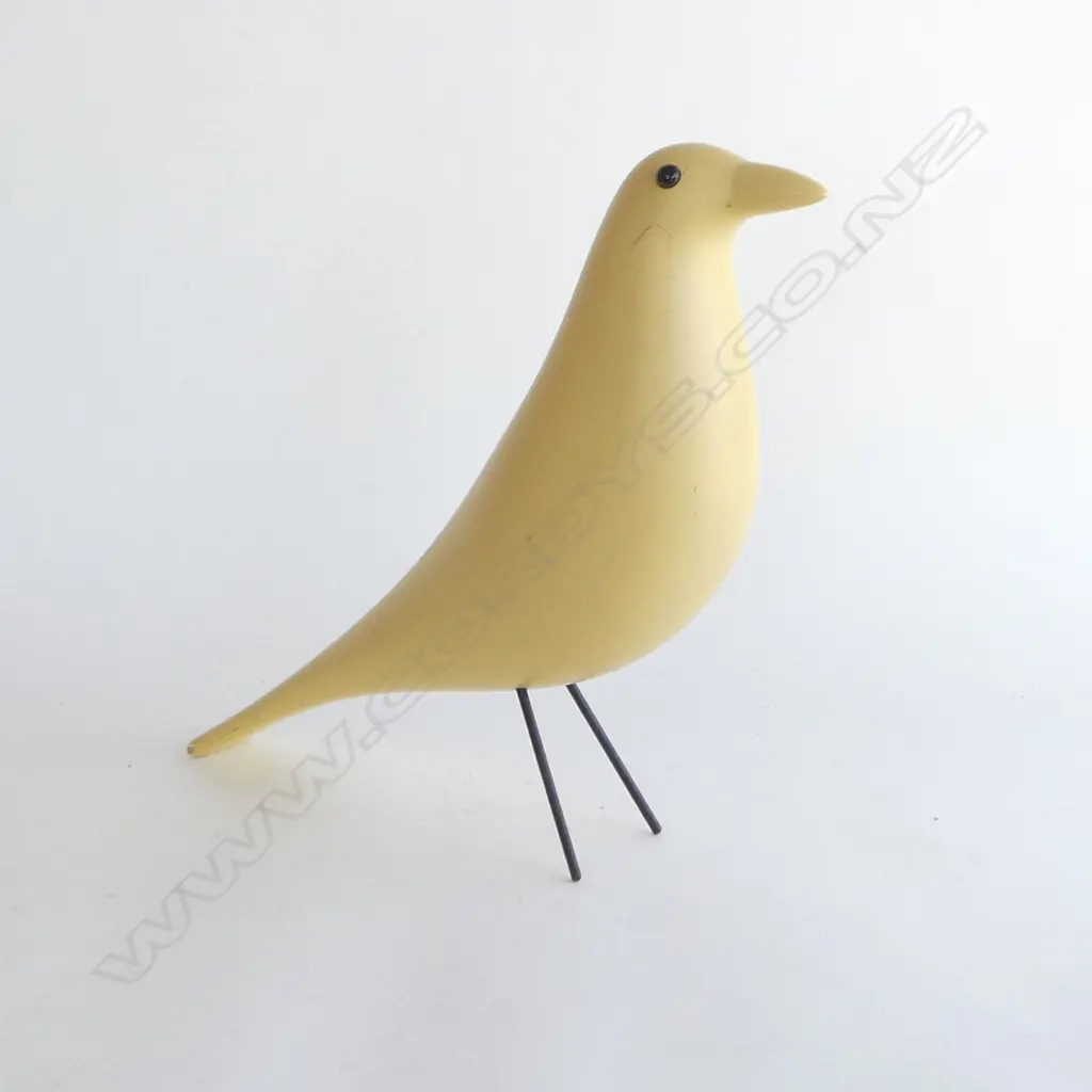YELLOW EAMES BIRD REPLICA H.270mm scuffs Image 1++