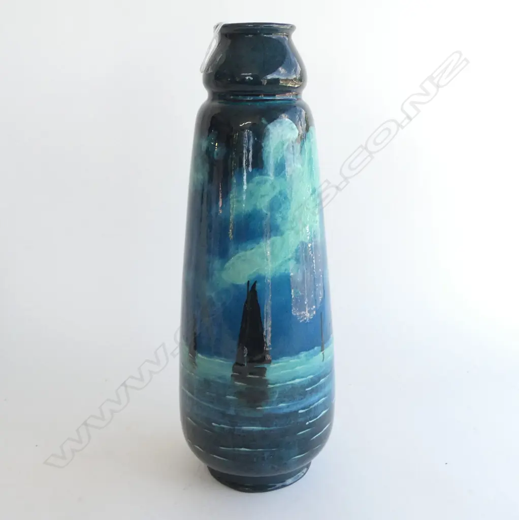 ENGLISH WARDLE VASE w. SAIL BOAT DESIGN H.340mm Image 1++