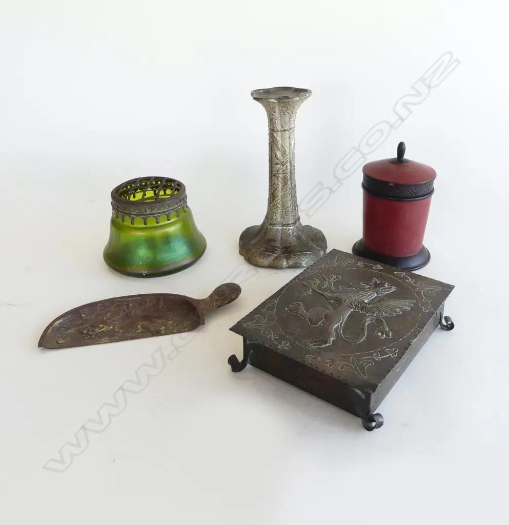 5 ITEMS; ORIENTAL CANDLESTICK H.185mm, BRUSH PAN, CONTAINER + GLASS VASE & METAL BOX 130x170x45mm Image 1++