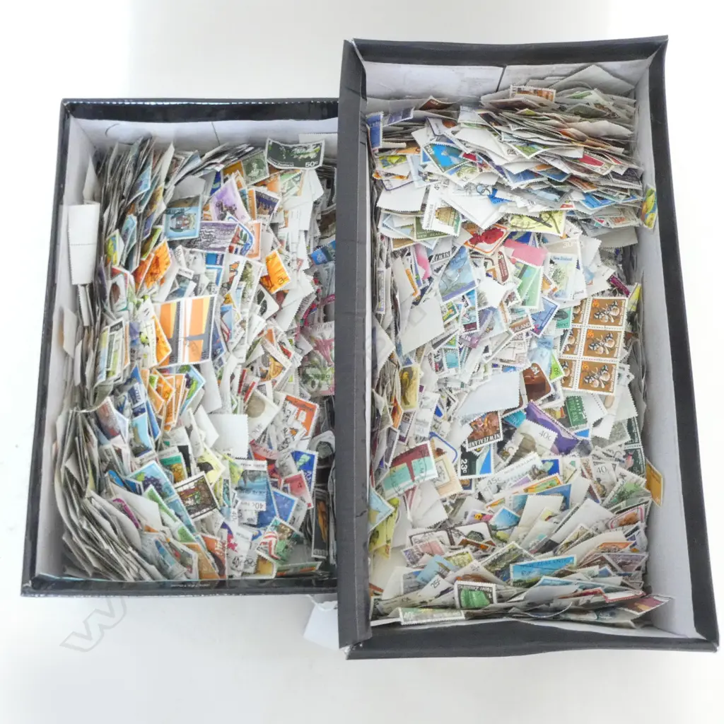 2 BOXES NZ DECIMAL STAMPS Image 1++