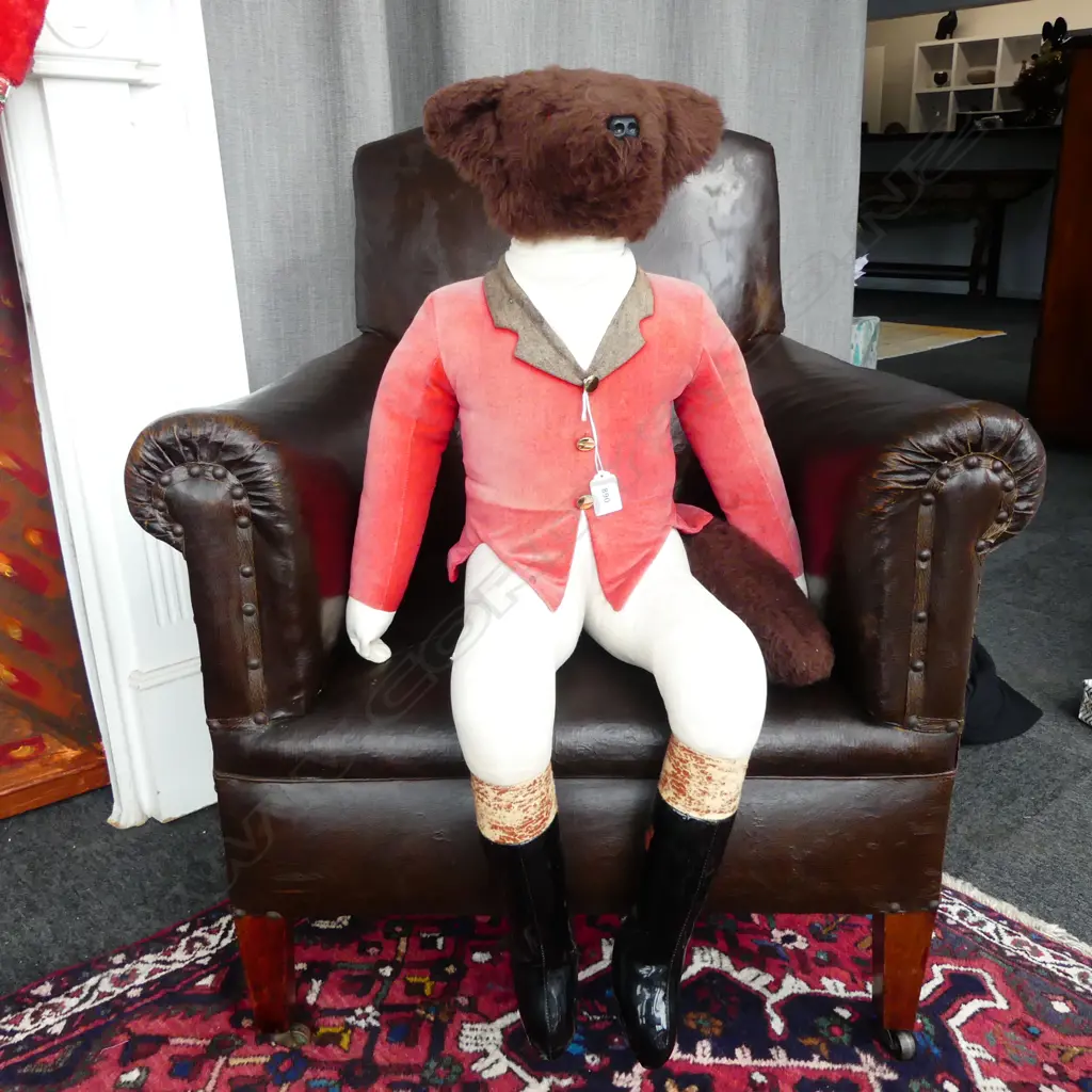 FOX HUNT TEDDY BEAR H.800mm (500mm SEATED) Image 1++