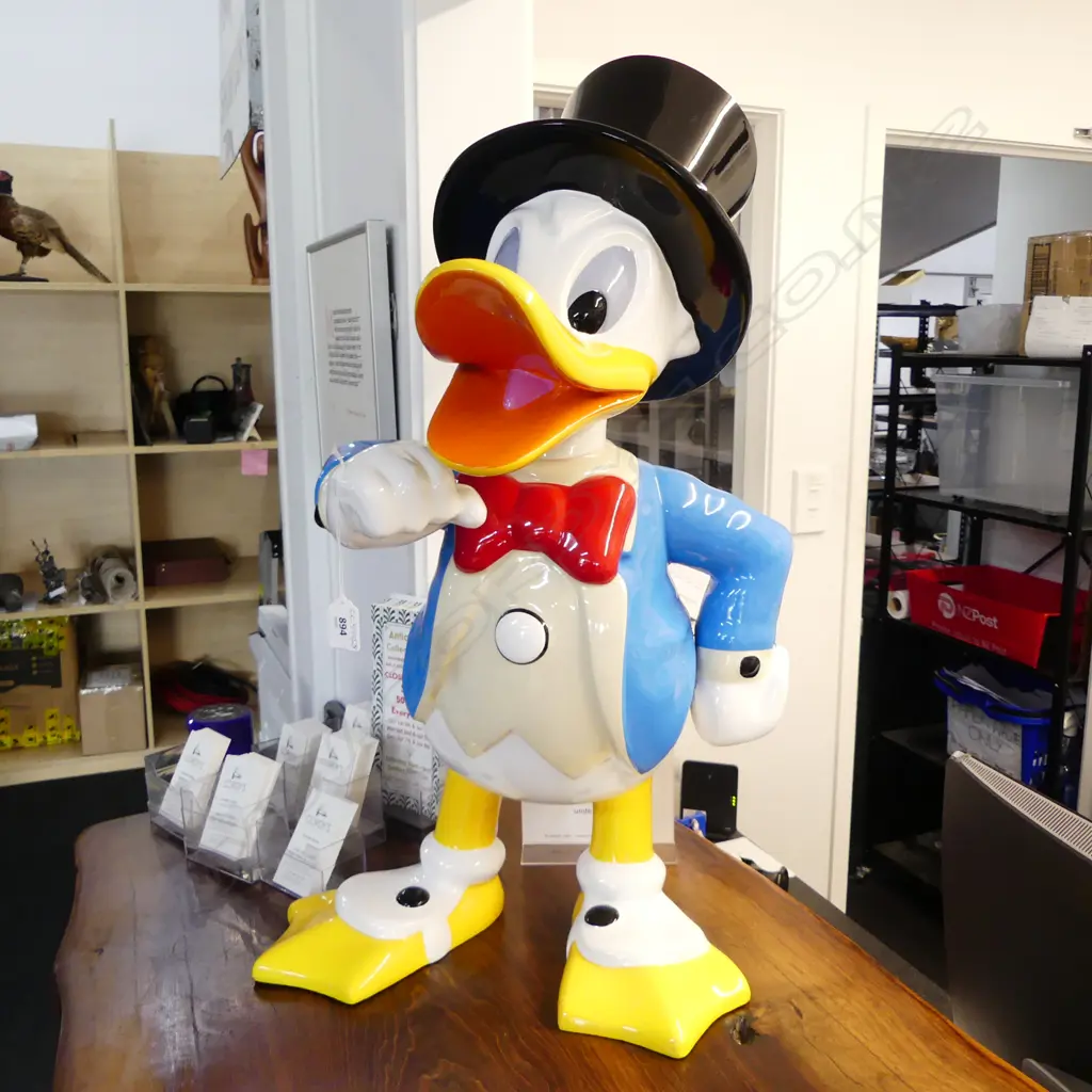 RESIN DONALD DUCK H.700mm Image 1++