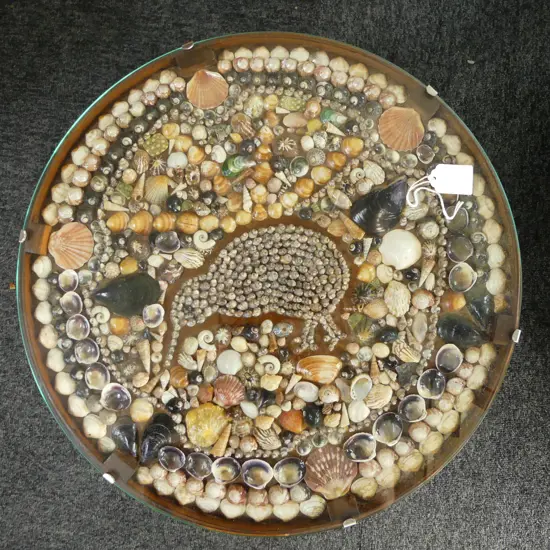 NZ FOLK ART VINTAGE SEA SHELL KIWI SIDE TABLE Dia.415mm. H.345mm