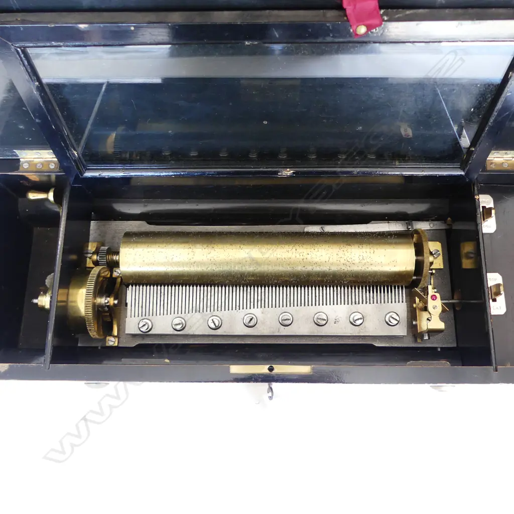 ANTIQUE MUSICAL BOX (WORKS) 570x215x150mm Image 1++