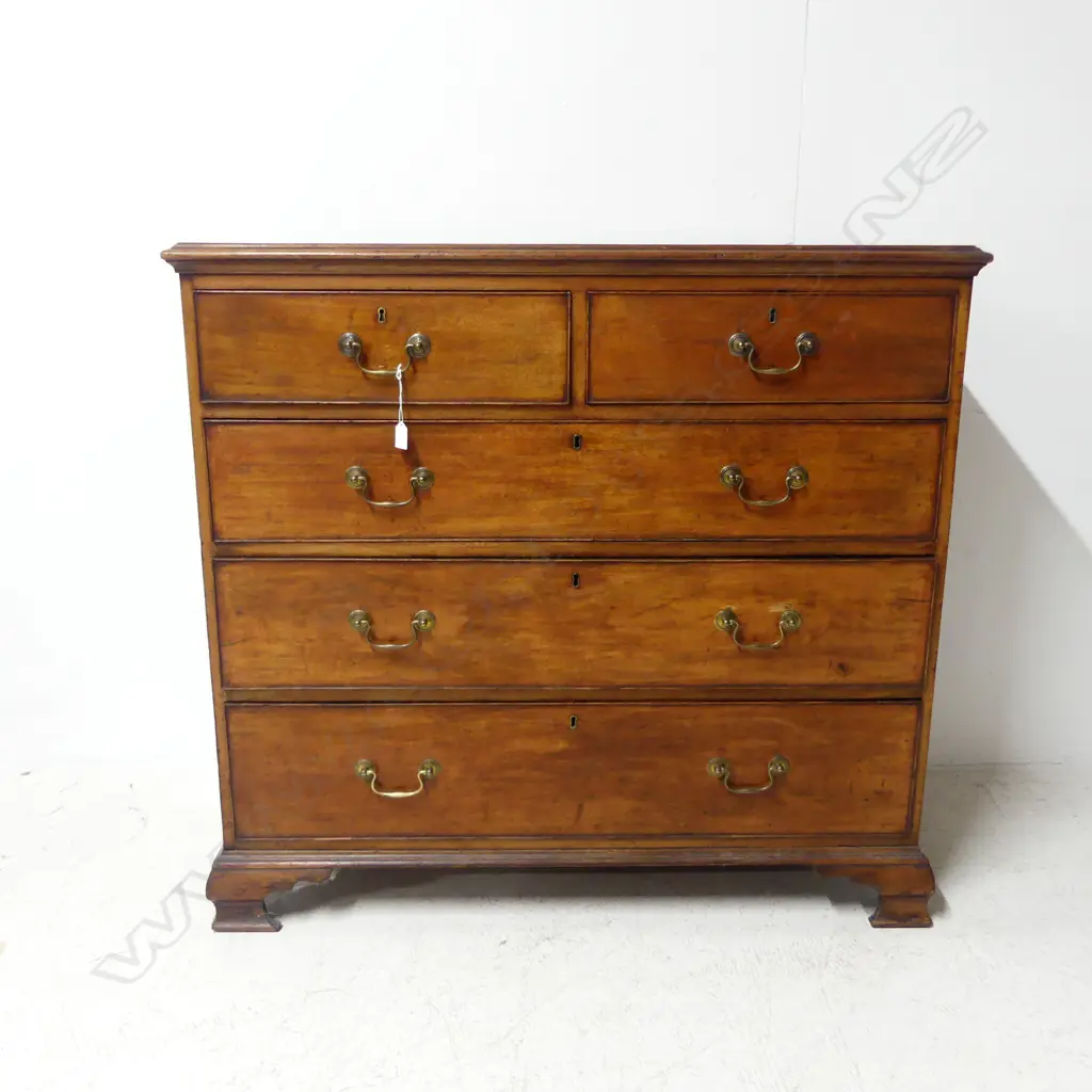 ANTIQUE MAHOGANY 5 DRAW CHEST 1110x550x1025mm Image 1++