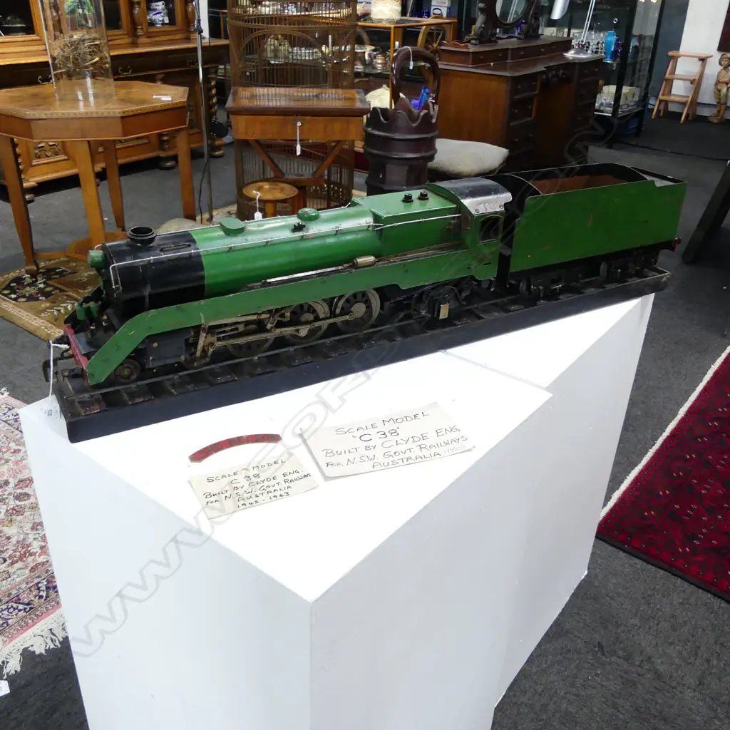 OLD MODEL TRAIN L.635mm & TENDER L.430mm 'C38' BY CLYDE ENG. FOR NSW GOVT. RAILWAYS 1942-43. some faults Image 1++