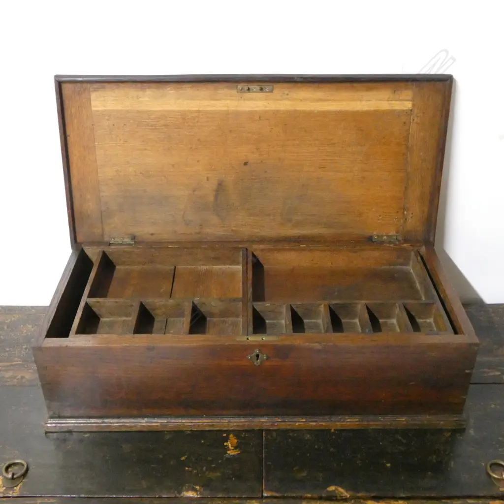 SMALL OAK STORAGE BOX 670 X 310 X 190mm FAULTS Image 1++
