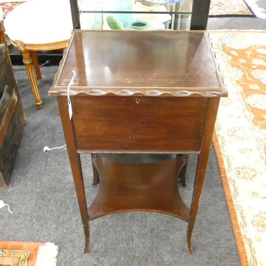 MAHOGANY SEWING TABLE 400x320x720mm