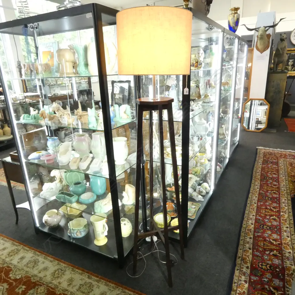 MODERN FLOOR LAMP, WOODEN BASE H.1730mm Image 1++