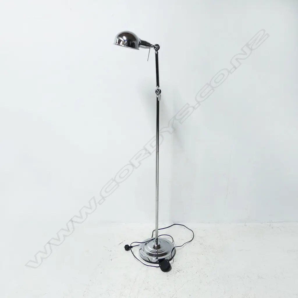 ADUSTABLE SILVER METAL FLOOR LAMP H.1500mm Image 1++