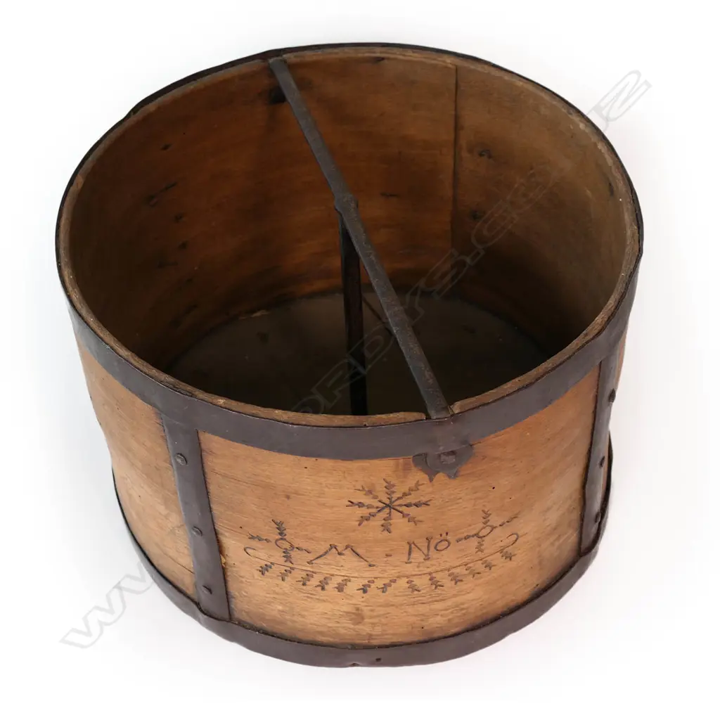 An 1862 German monastery grain measure, Image 1++