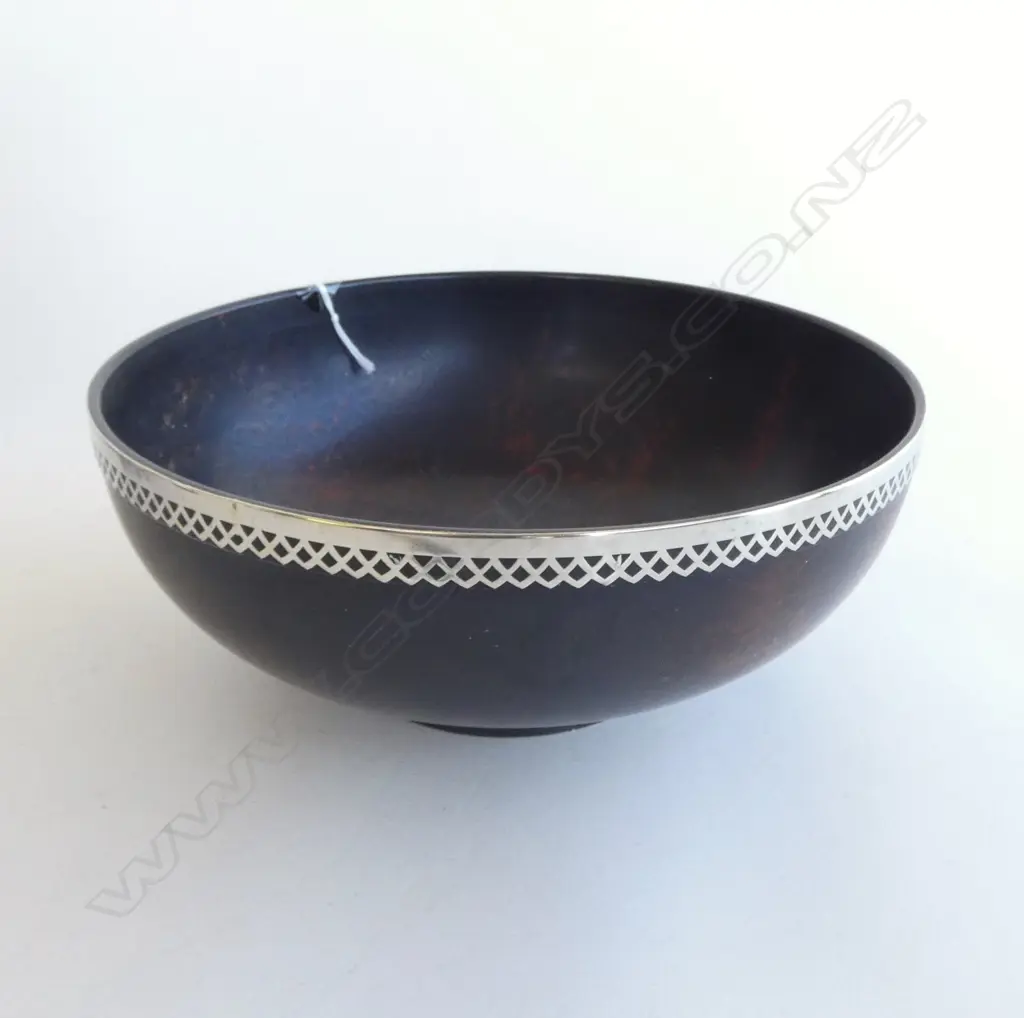 DECO BAKELITE SILVER RIMMED BOWL 230mm dia Image 1++