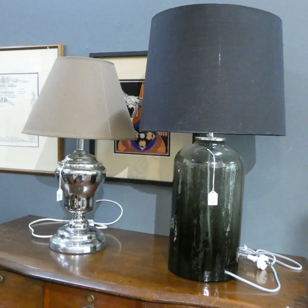 2 MODERN TABLE LAMPS H.690 / 590mm Image 1++