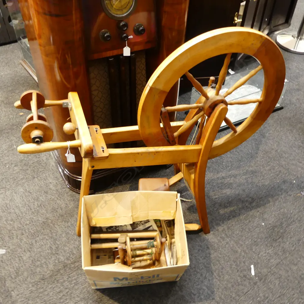 ASHFORD WOODEN SPINNING WHEEL, PR CARDERS, HOLDER Image 1++