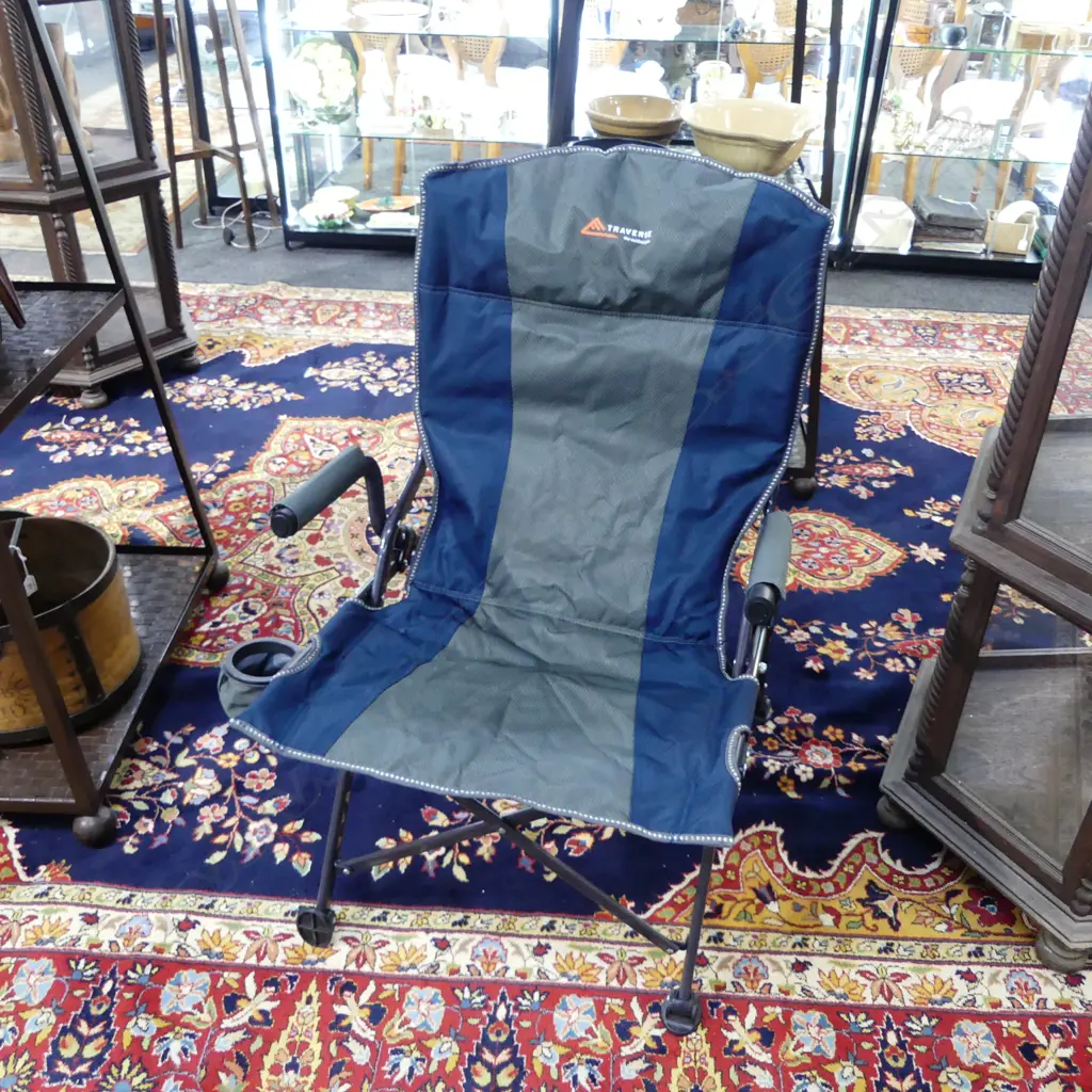 TRAVERSE 'PAPAMOA' HIGH BACK FOLDING CAMPING CHAIR, IN BAG Image 1++