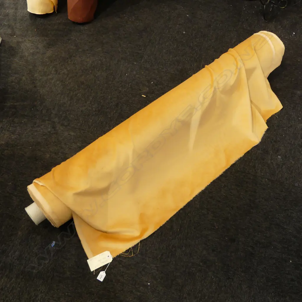 FABRIC BOLT; WHISKEY VELVET, COTTON, 28 METERS Image 1++
