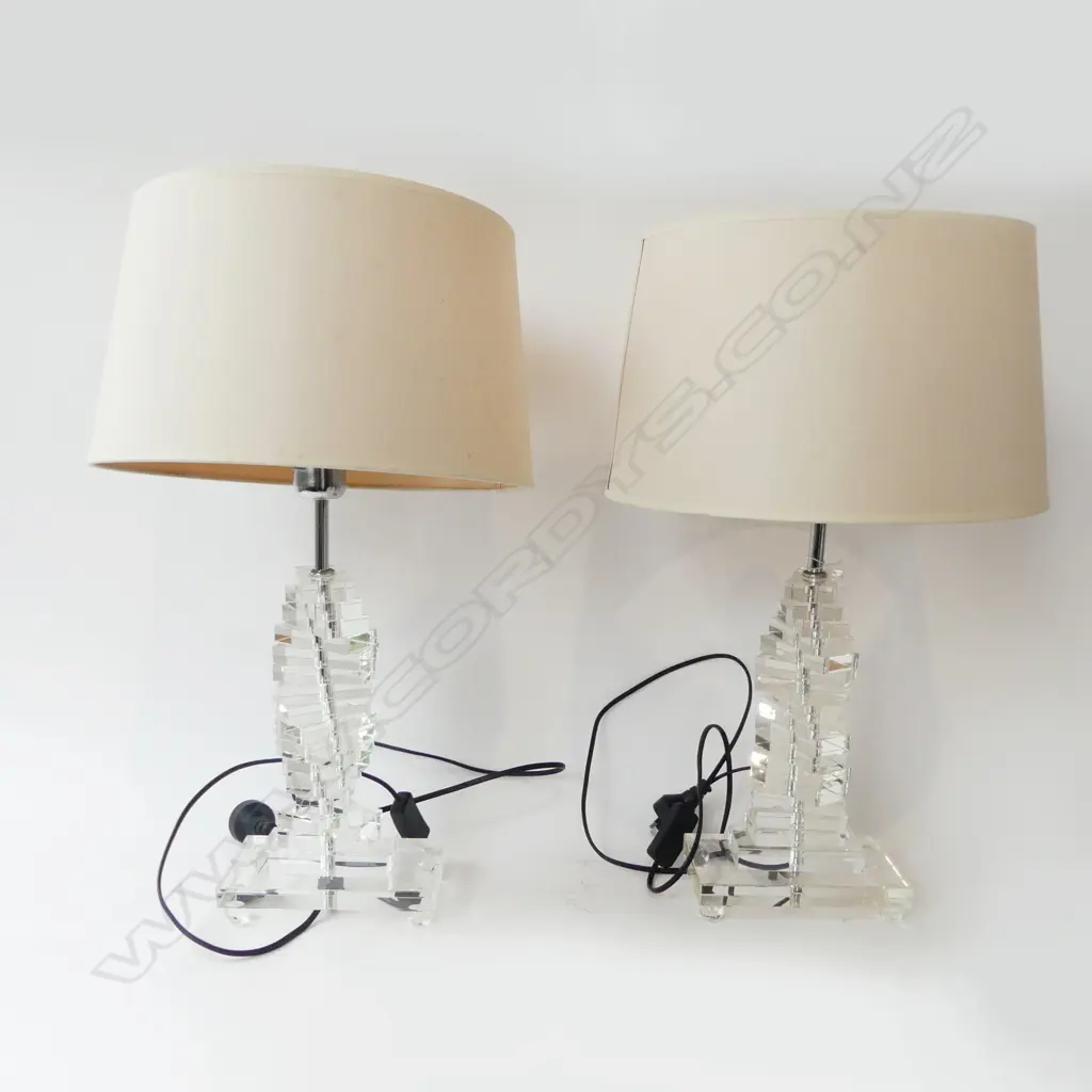 PR CONTEMPORARY TABLE LAMPS H.580mm Image 1++