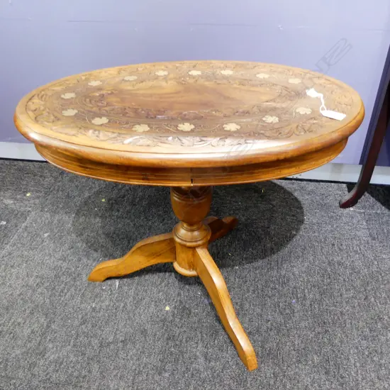 BRASS INLAY OVAL SIDE TABLE 600x480mm