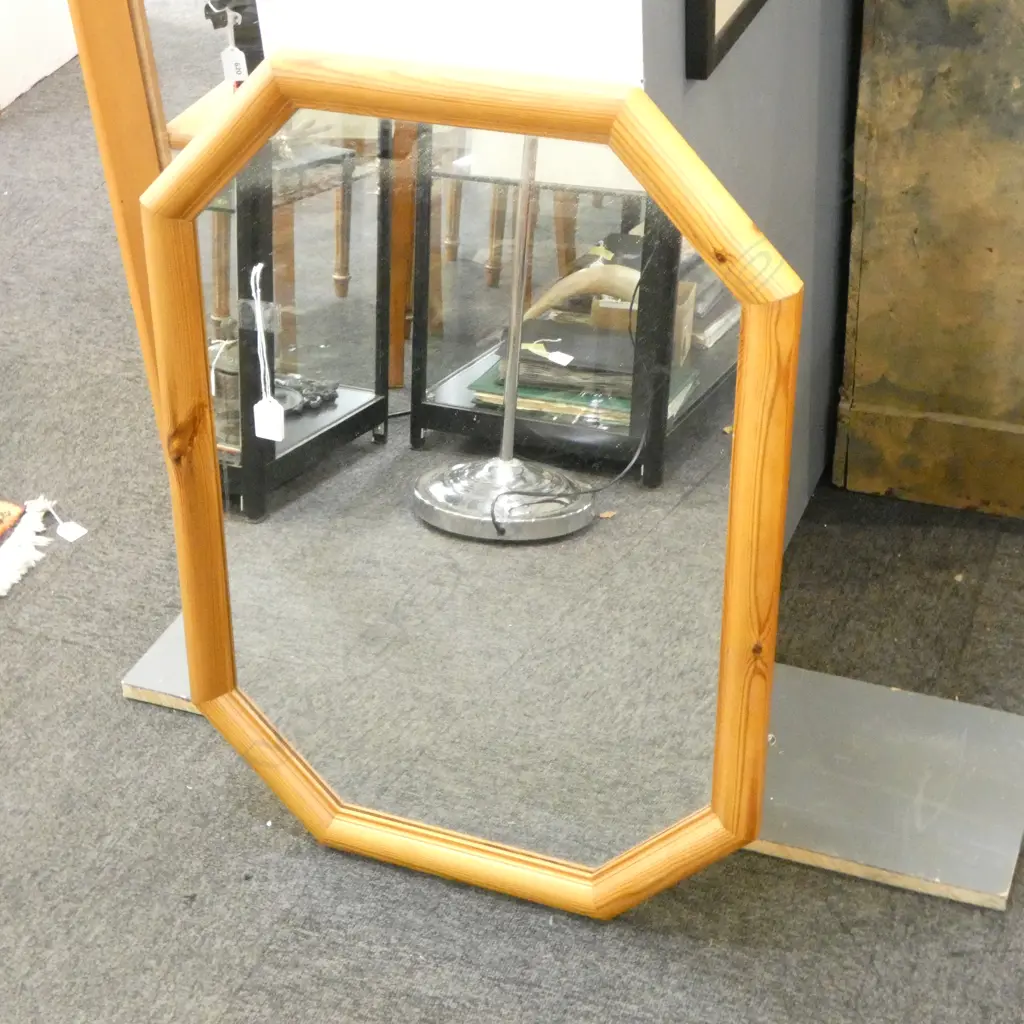 HEXAGONAL MIRROR, PINE FRAME 740x540mm Image 1++