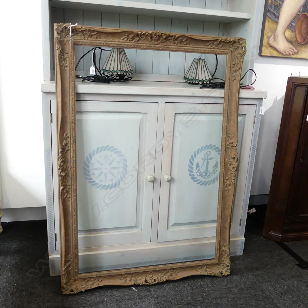 LG EMPTY ART FRAME 770x1080mm Image 1++