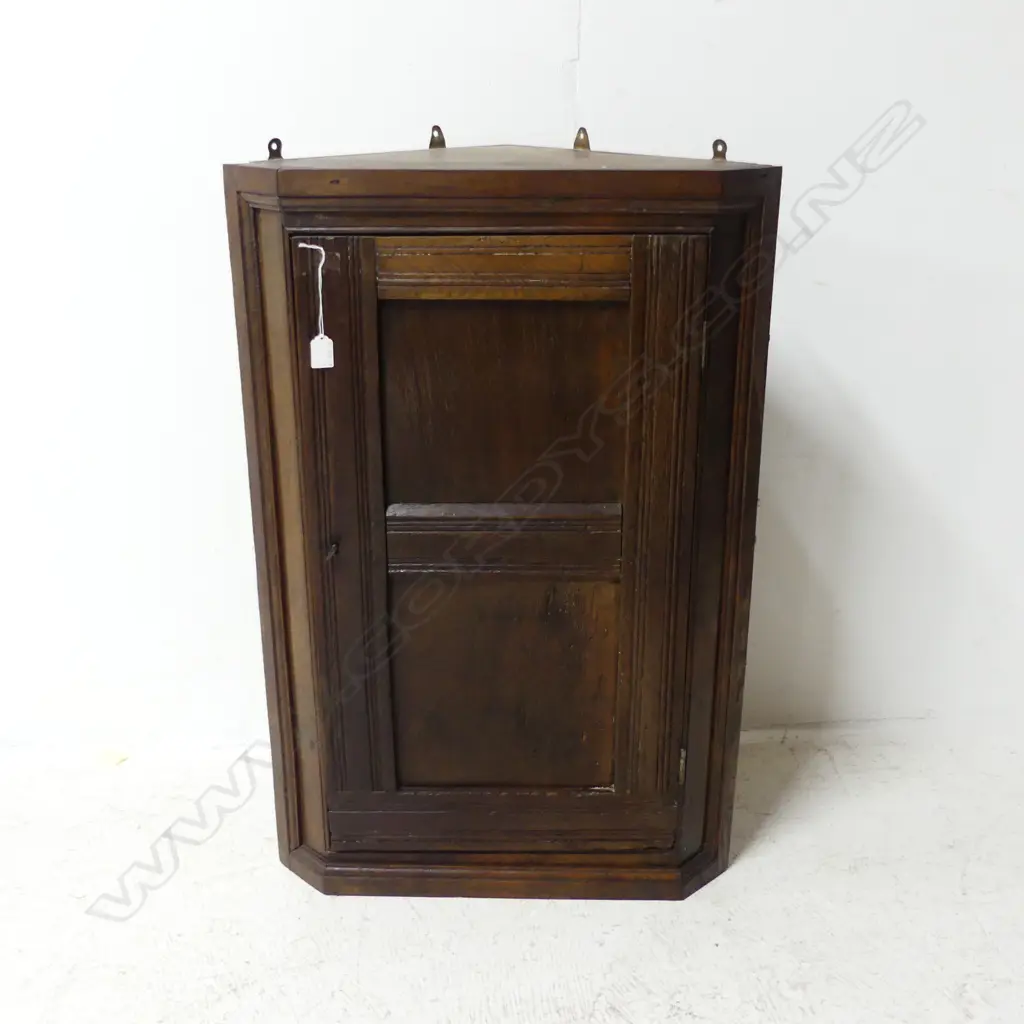OAK CORNER CABINET 610 X 360 X 920mm Image 1++