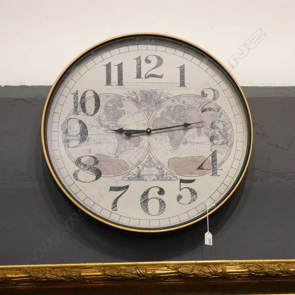 LG DECORATIVE WORLD MAP WALL CLOCK 600mm dia Image 1++