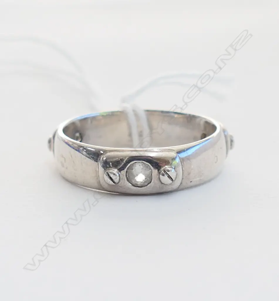 925 SILVER RING w. 3 WHITE STONES 6.7GM SIZE W Image 1++