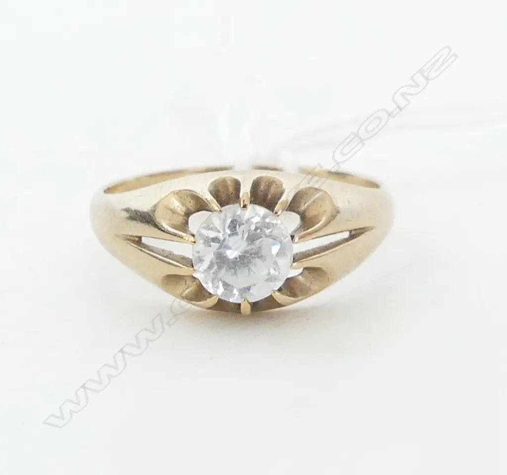 9CT GOLD & WHITE STONE RING 2.9 GM SIZE Q 1/2 Image 1++