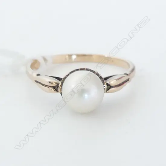 9CT PEARL RING 2.1 GM SIZE O