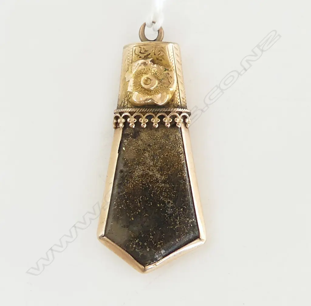 COLONIAL 15CT GOLD BEARING QUARTZ FOB L.40mm 5.6 GM Image 1++