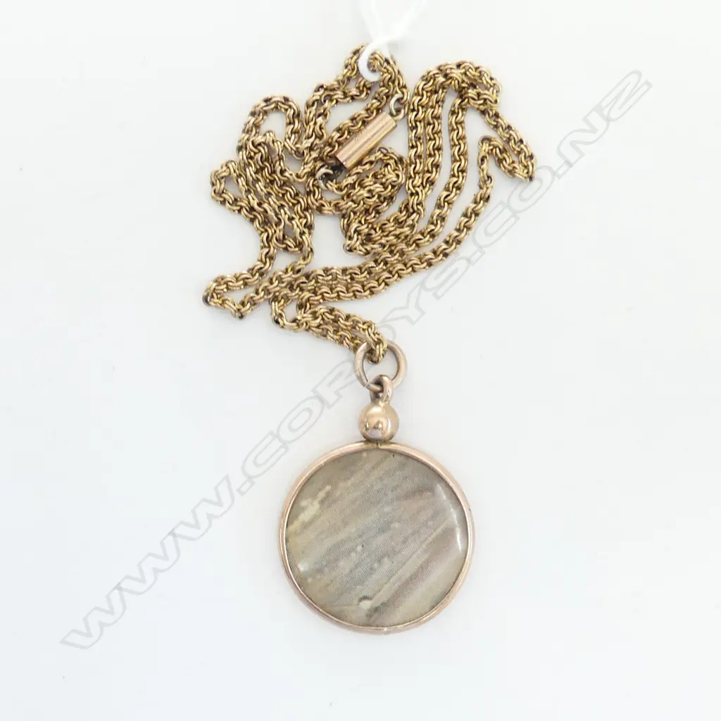 9CT NECKLACE w. PHOTO FRAME 7.1 GM Image 1++