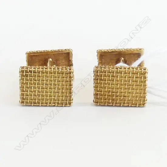 PR 18CT CUFFLINKS 12.5 GRAMS