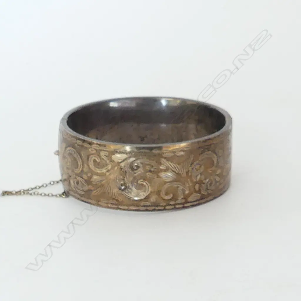 9CT ON STG SILVER BANGLE 40 GM 25mm wide Image 1++