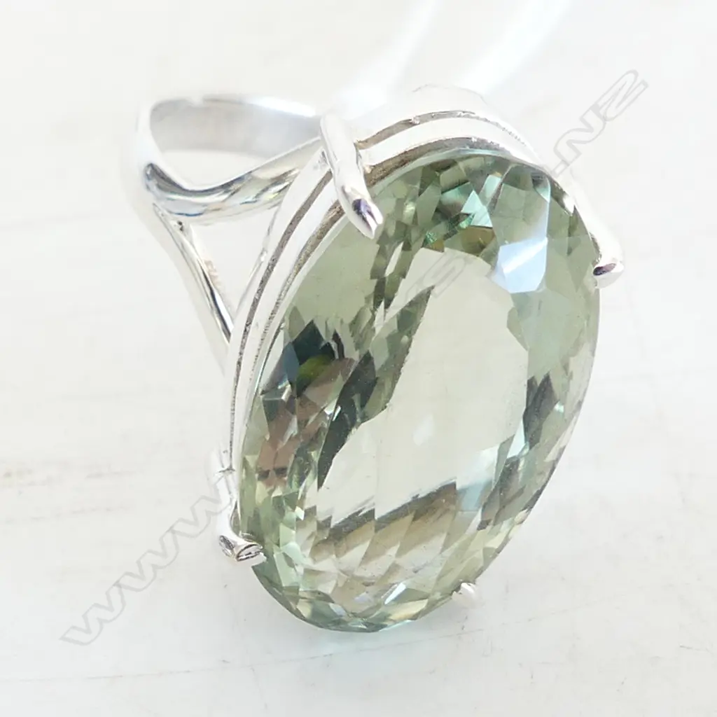STG & GREEN AMETHYST RING Image 1++