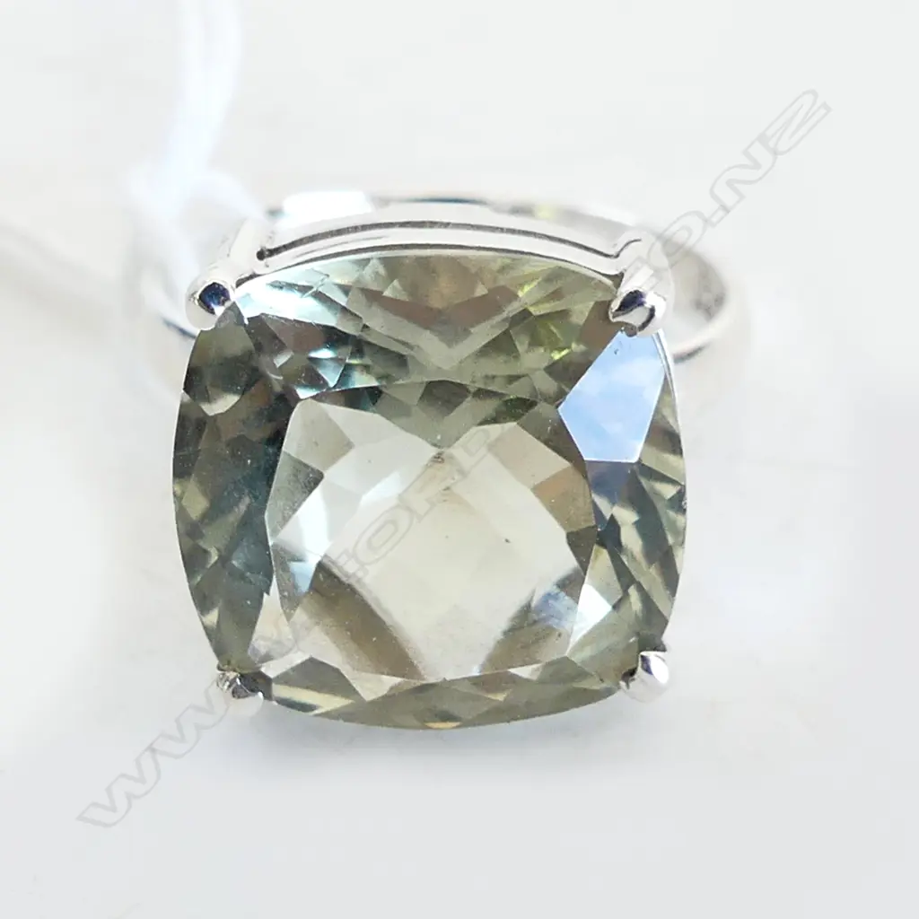 STG & GREEN AMETHYST RING Image 1++