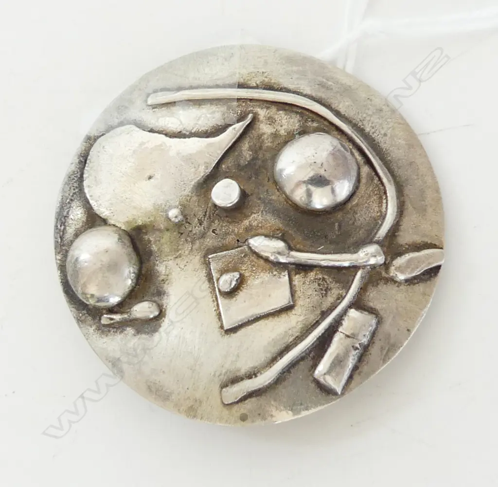 STG SILVER ABSTRACT BROOCH 18 GM 40mm dia Image 1++