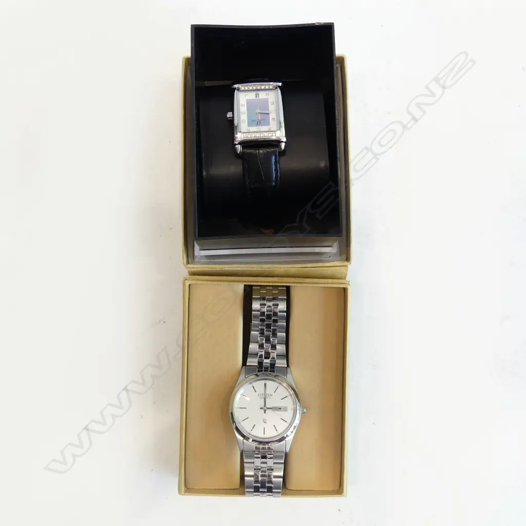 2 BOXED WRIST WATCHES: CITIZEN, OTHER Image 1++